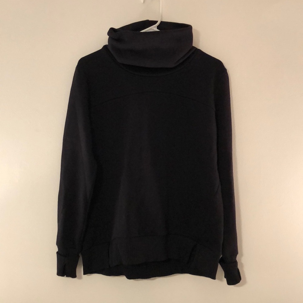 Alo Yoga Turtle Neck